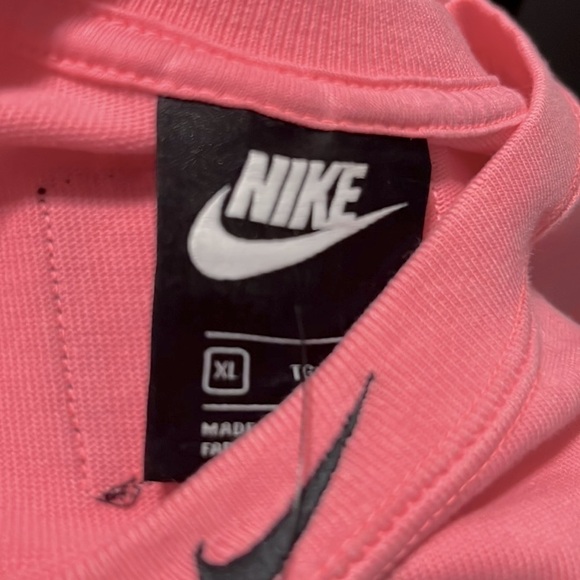 NWT Nike Women’s Sportswear Washed Cropped Tank Top - Picture 8 of 8